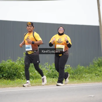 Runner Photo 2105667