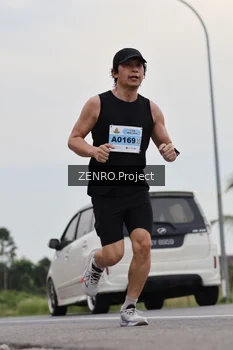 Runner Photo 2105710
