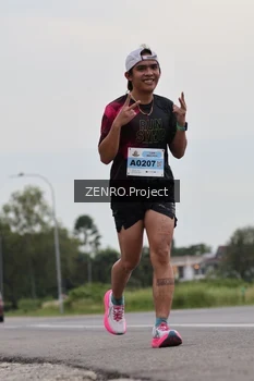 Runner Photo 2105753