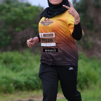 Runner Photo 2105780