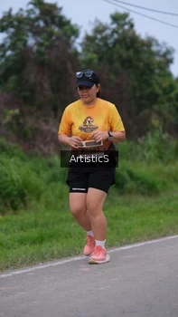 Runner Photo 2105859