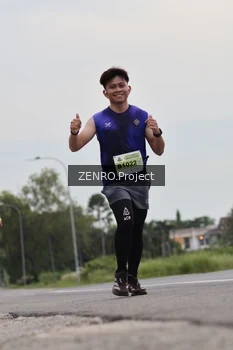 Runner Photo 2105873