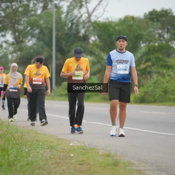 Runner Photo 2105920