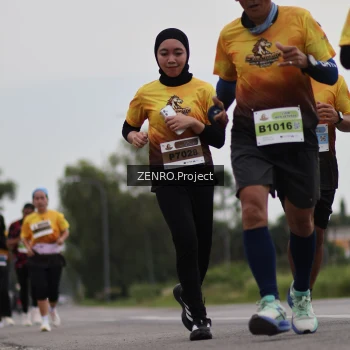 Runner Photo 2105934