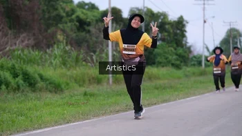 Runner Photo 2106030