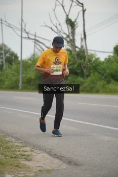 Runner Photo 2106034