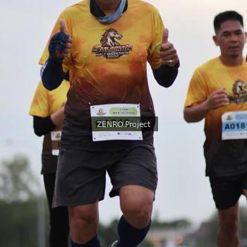Runner Photo 2106092