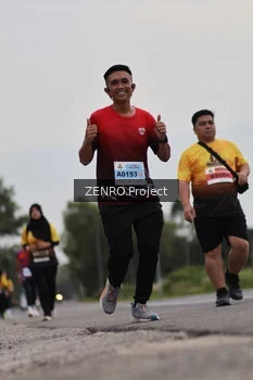 Runner Photo 2106097