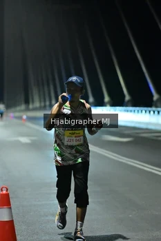 Runner Photo 2106099