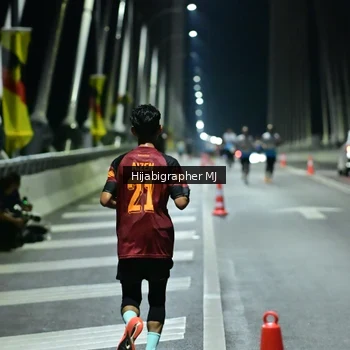 Runner Photo 2106108