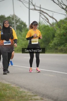 Runner Photo 2106161