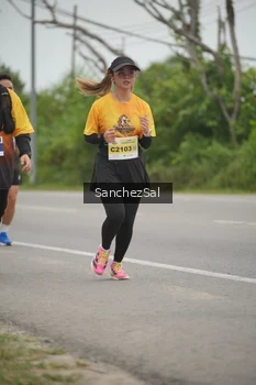 Runner Photo 2106221