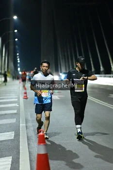 Runner Photo 2106327