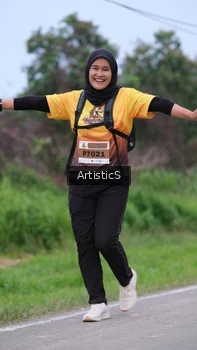 Runner Photo 2106374