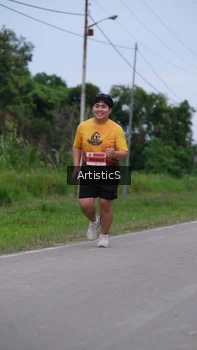 Runner Photo 2106400