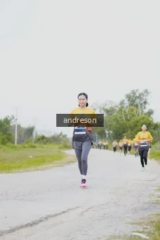 Runner Photo 2106405