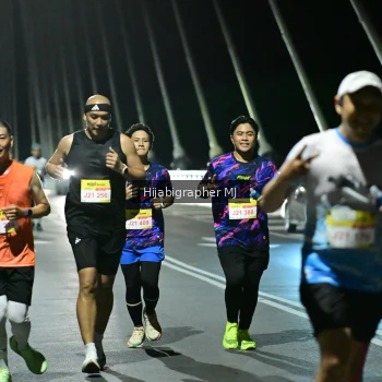 Runner Photo 2106416