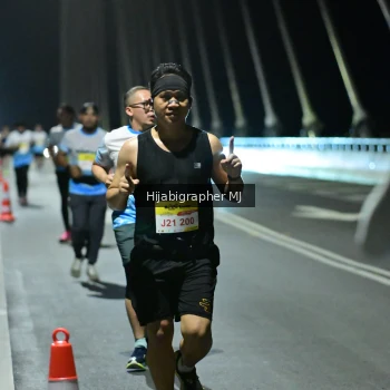 Runner Photo 2106509
