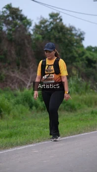 Runner Photo 2106575