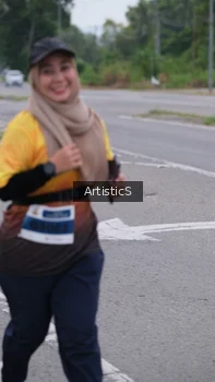 Runner Photo 2106642