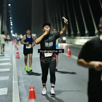 Runner Photo 2106657