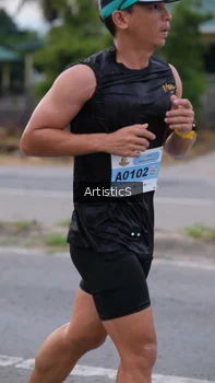 Runner Photo 2106746