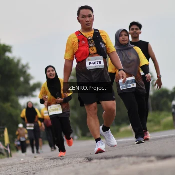 Runner Photo 2106824
