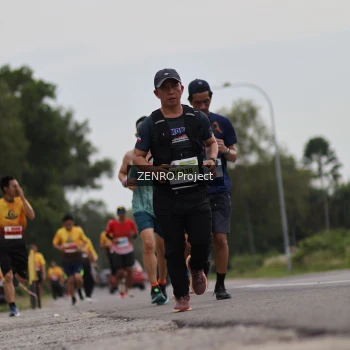 Runner Photo 2106925