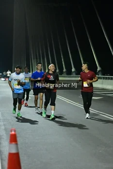 Runner Photo 2106944