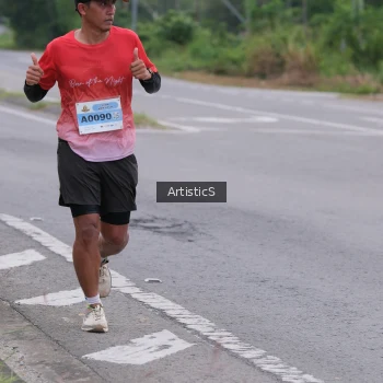 Runner Photo 2106952