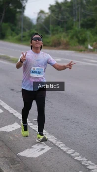 Runner Photo 2106973