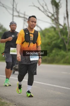 Runner Photo 2107139
