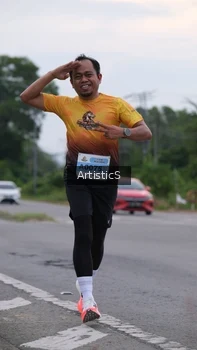 Runner Photo 2107195