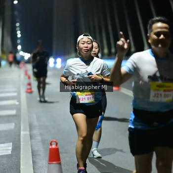 Runner Photo 2107203