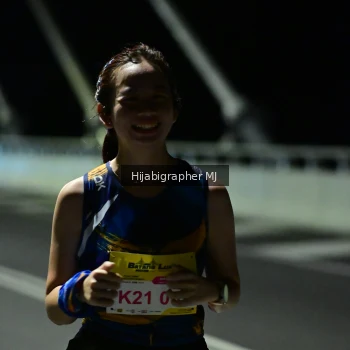 Runner Photo 2107235