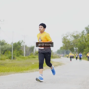 Runner Photo 2107264