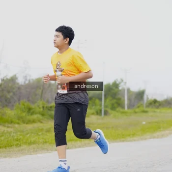 Runner Photo 2107346