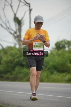 Runner Photo 2107656