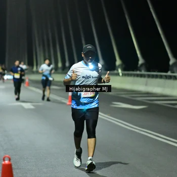 Runner Photo 2107668