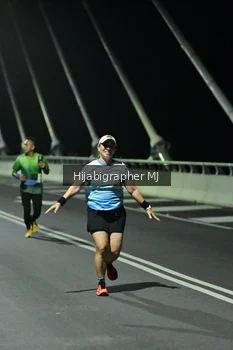 Runner Photo 2107795