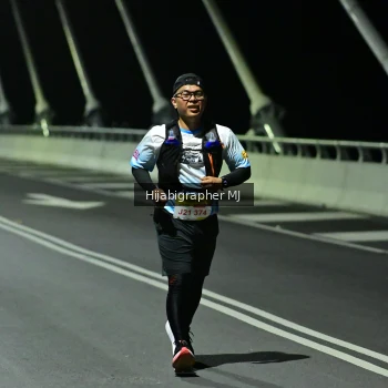 Runner Photo 2107834