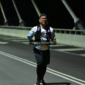 Runner Photo 2107843