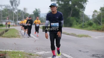 Runner Photo 2107848