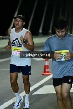 Runner Photo 2107880