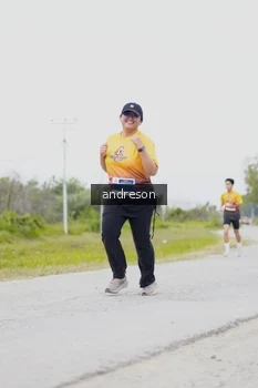 Runner Photo 2108558
