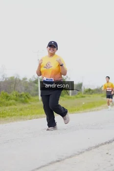 Runner Photo 2108596