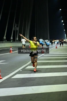 Runner Photo 2108605