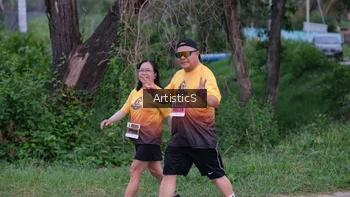 Runner Photo 2108660