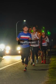 Runner Photo 2108670