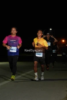 Runner Photo 2108704